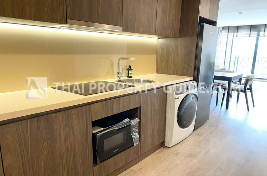 Condominium in Ploenchit 