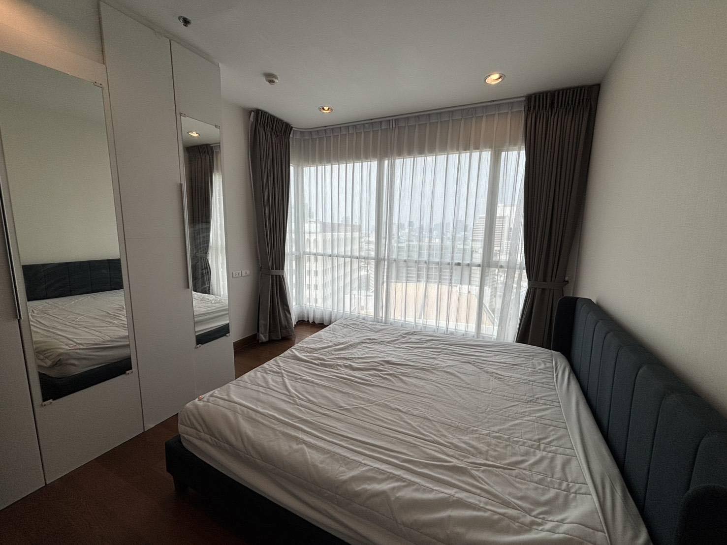 Condominium in Ploenchit 