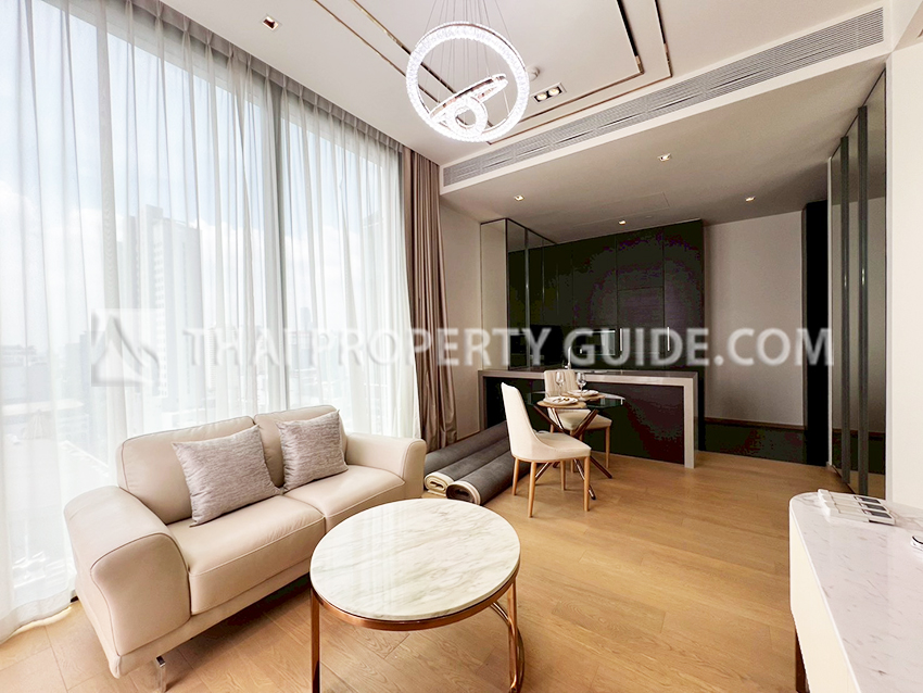 Condominium in Ploenchit