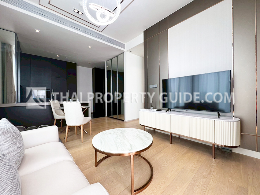 Condominium in Ploenchit