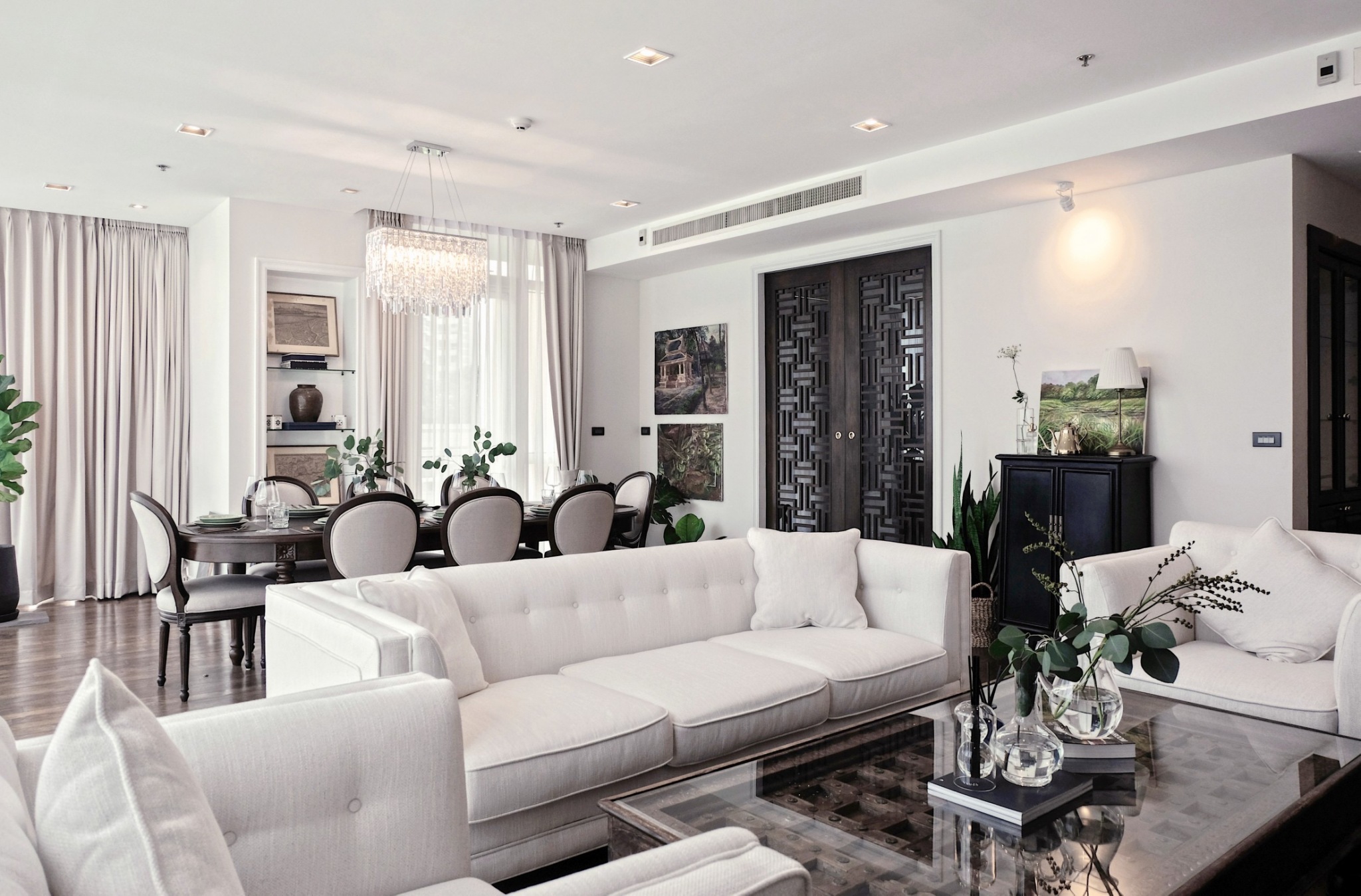 Condominium in Ploenchit : Athenee Residence 