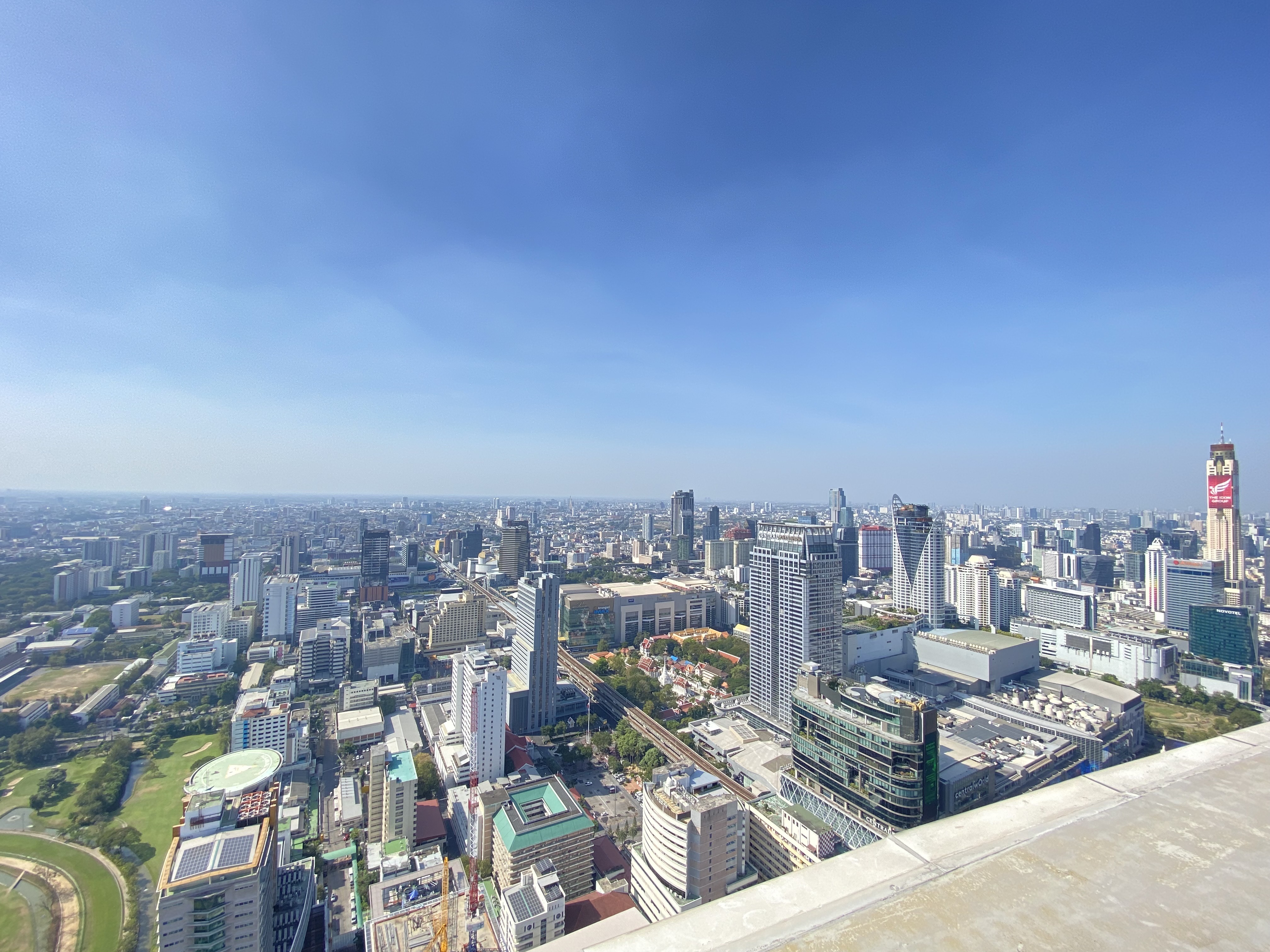 Condominium in Ploenchit : Magnolias Ratchadamri(Condominium) 