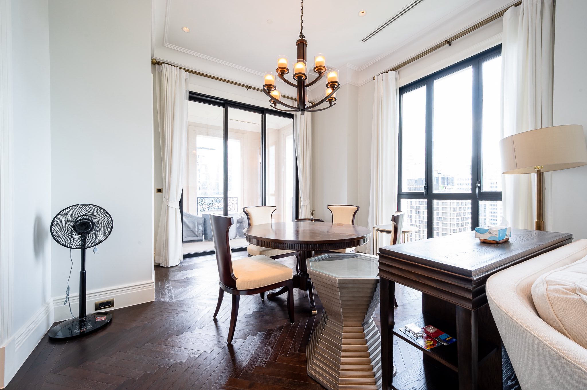 Condominium in Ploenchit 