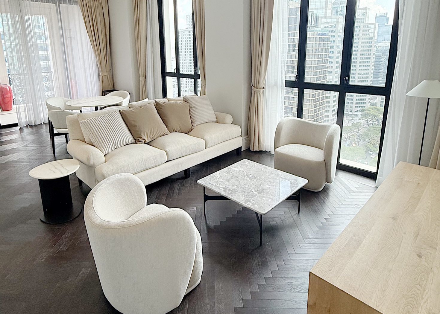 Condominium for rent in Ploenchit (near NIST International School)