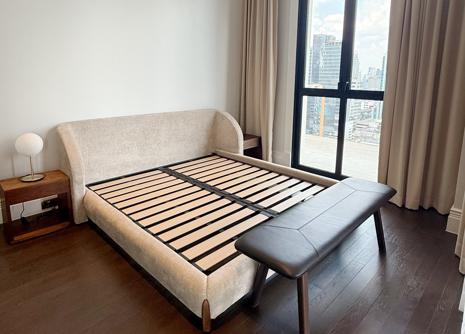 Condominium in Ploenchit 