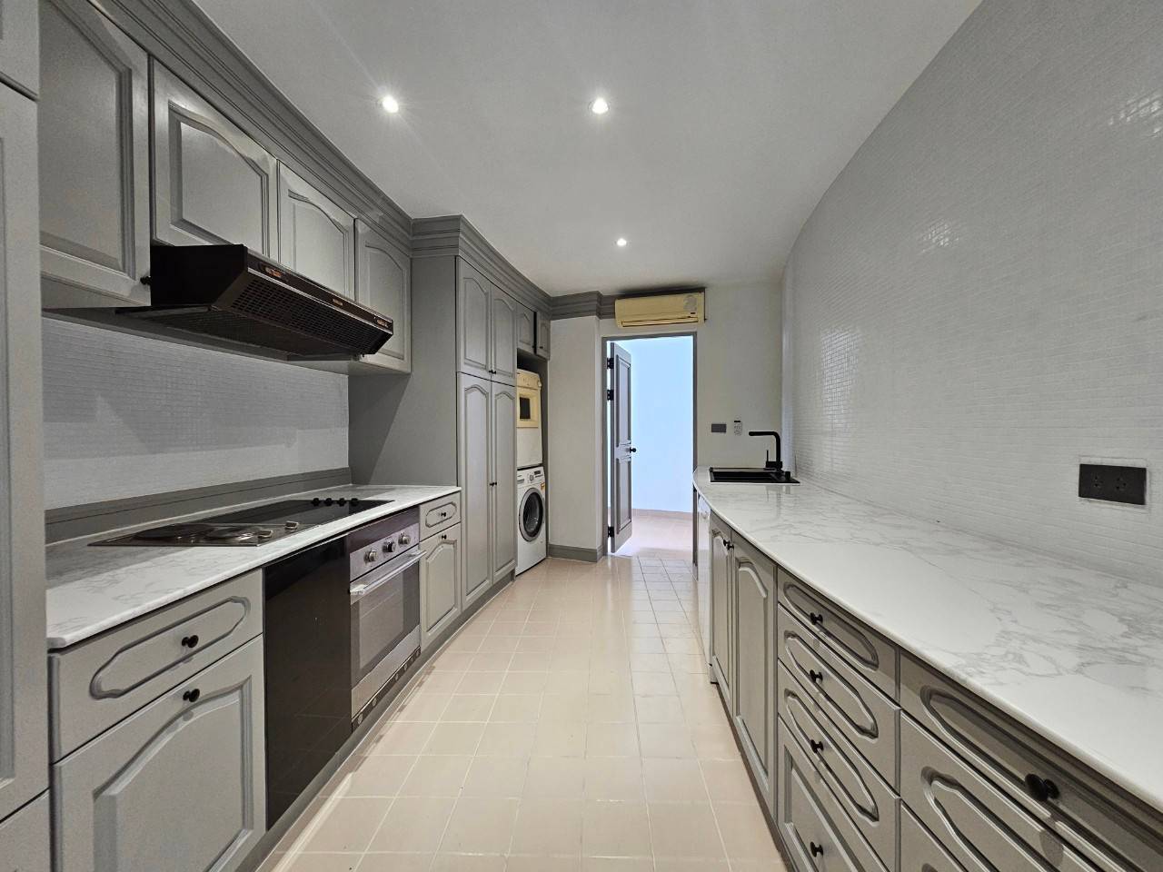Condominium in Rama 3 