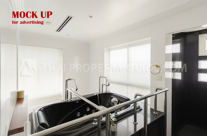 Condominium in Rama 3