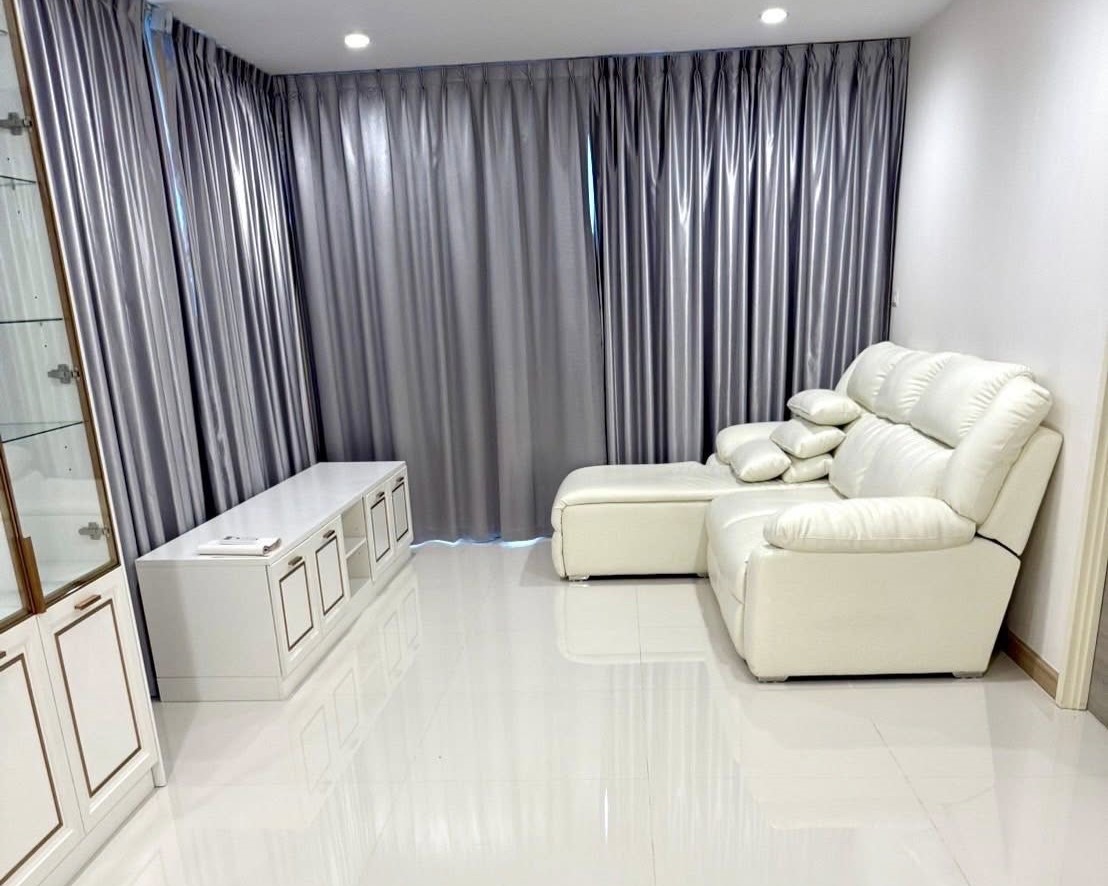 Condominium for rent in Rama 3