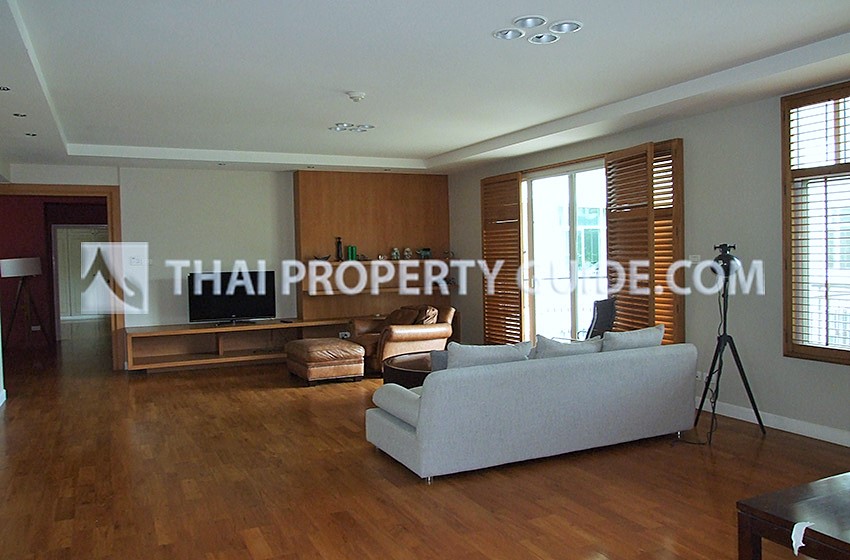 Condominium in Sathorn 
