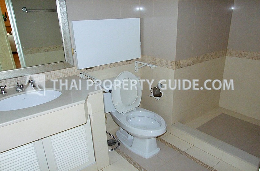 Condominium in Sathorn 