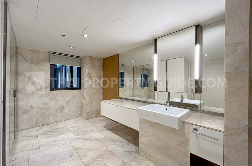 Condominium in Sathorn : The Met Sathorn 