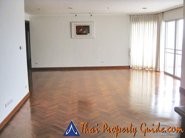 Condominium in Sathorn 
