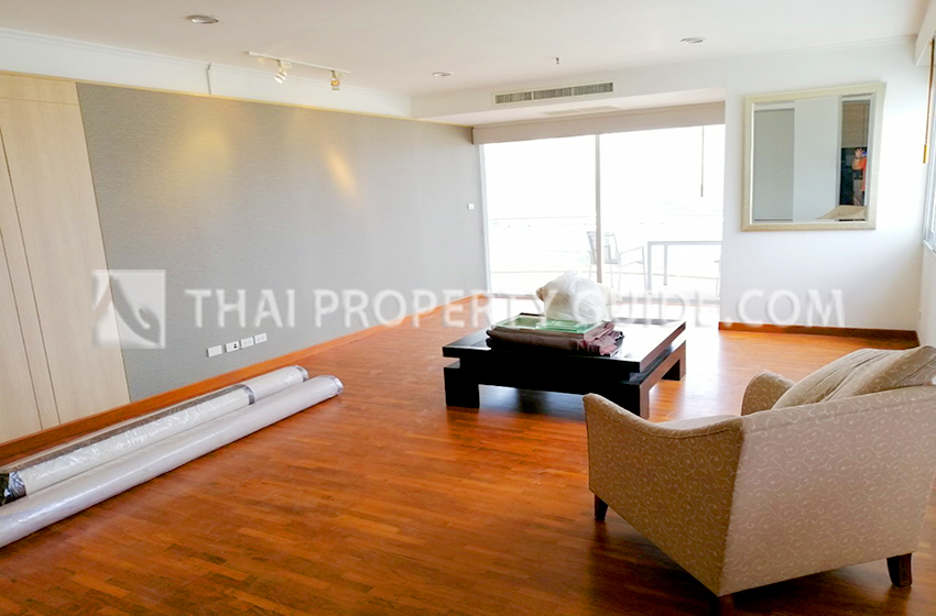 Condominium in Sathorn 