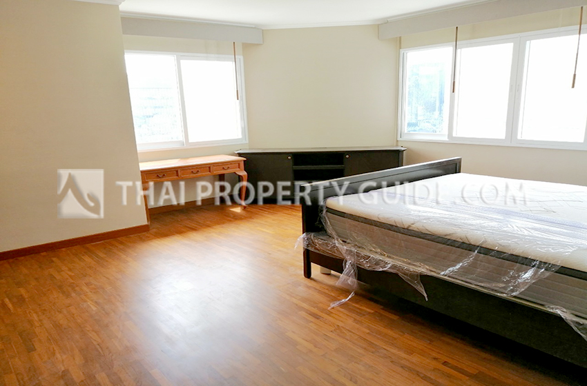 Condominium in Sathorn 