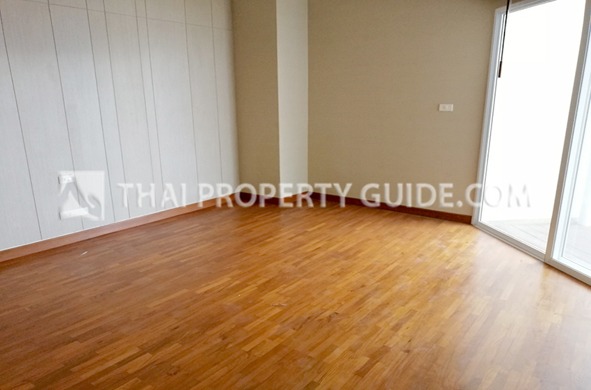 Condominium in Sathorn 