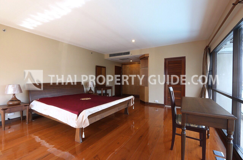 Condominium in Sathorn 