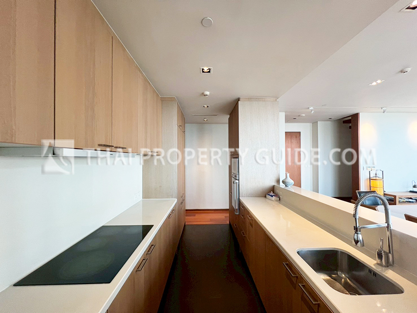 Condominium in Sathorn : Sukhothai Residence (Sathorn) 