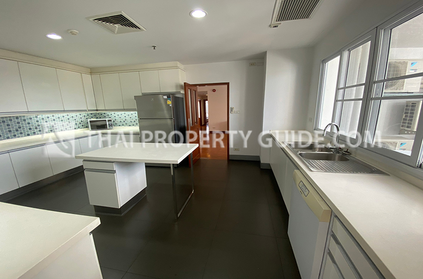 Condominium in Sathorn 