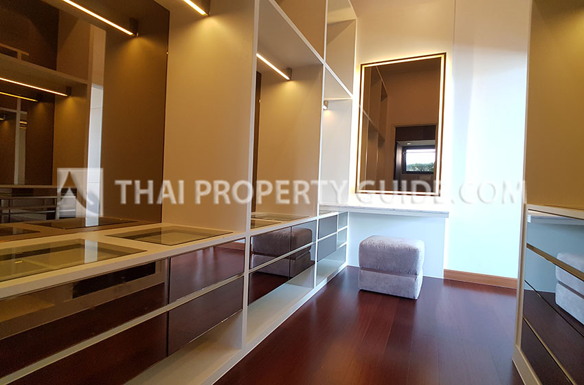Condominium in Sathorn 
