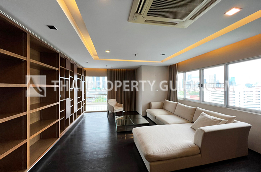 Condominium in Sathorn 
