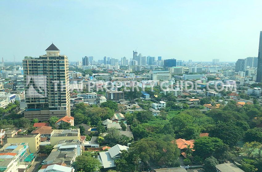 Condominium in Sathorn 