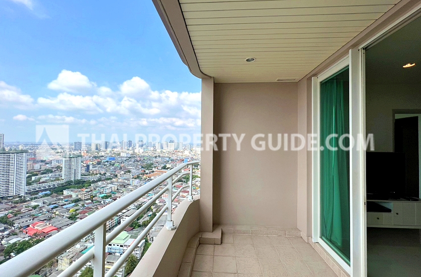 Condominium in Sathorn 