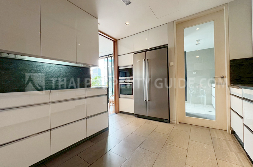 Condominium in Sathorn : The Met Sathorn 