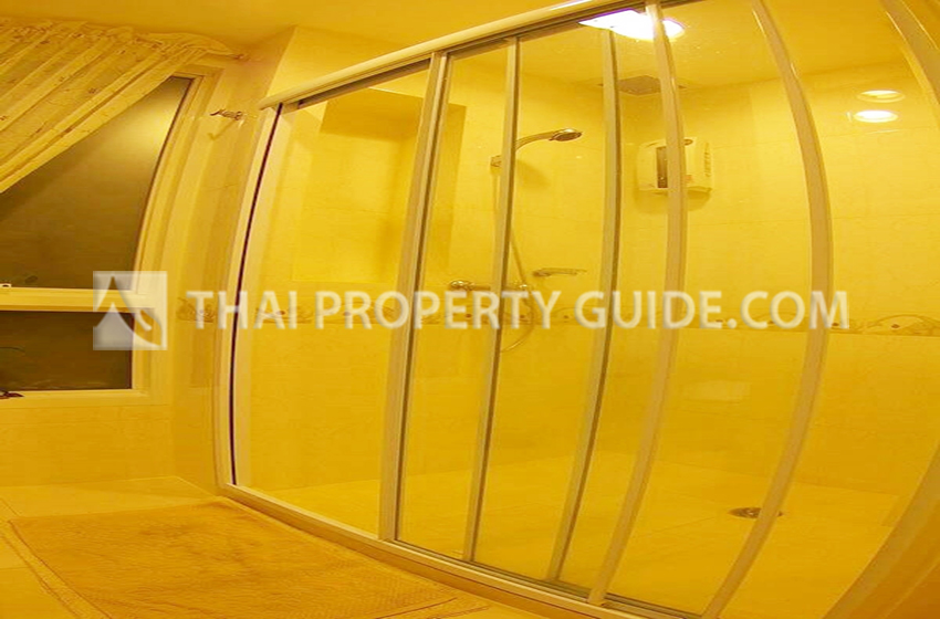 Condominium in Sathorn 