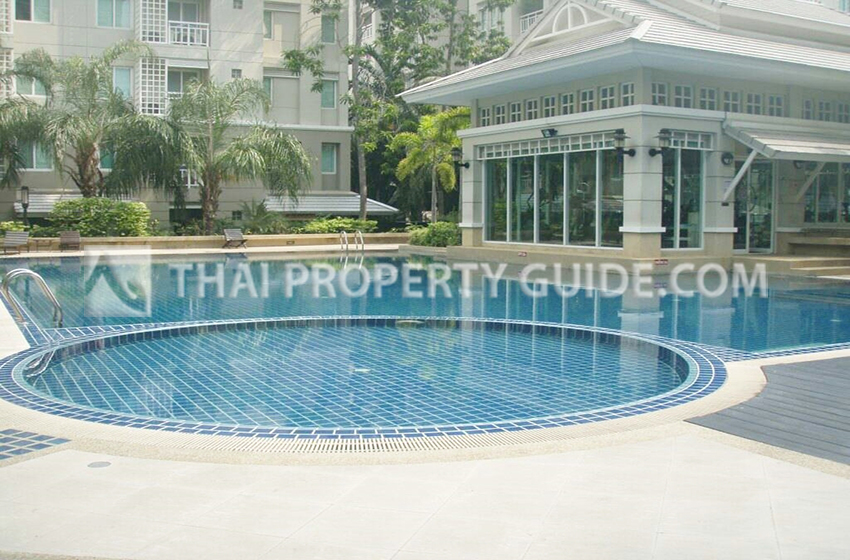 Condominium in Sathorn 