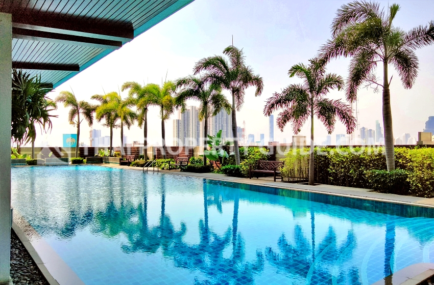Condominium in Sathorn 