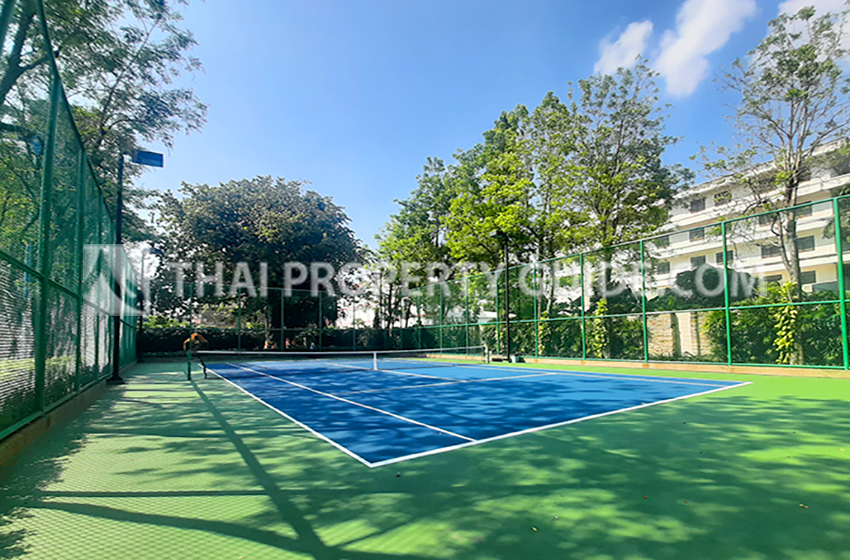 Condominium in Sathorn 