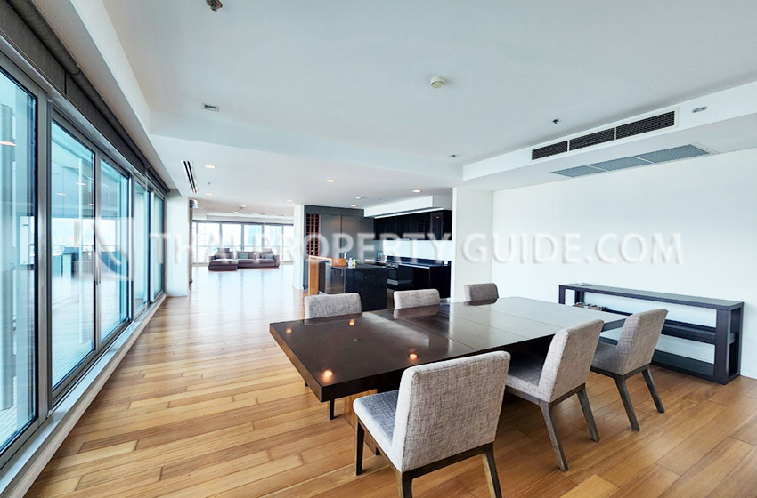 Condominium in Sathorn 