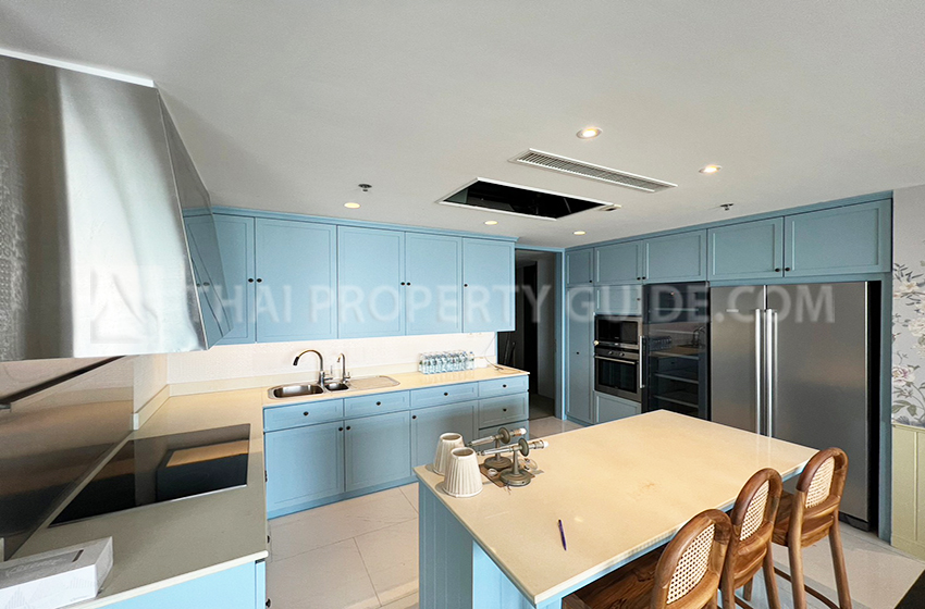 Condominium in Sathorn : The Met Sathorn 