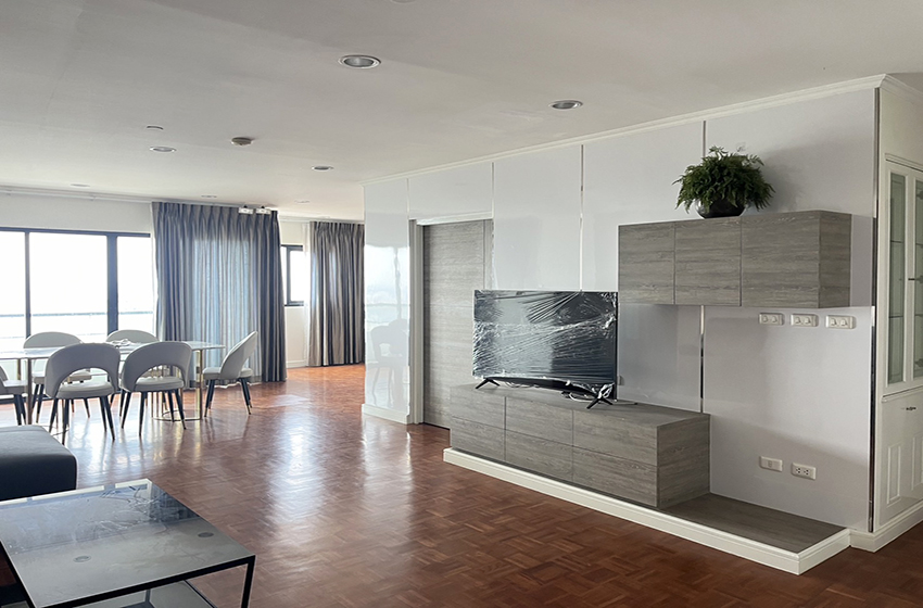 Condominium in Sathorn 