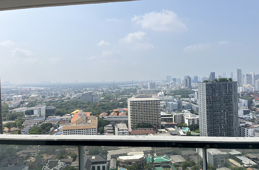 Condominium in Sathorn 