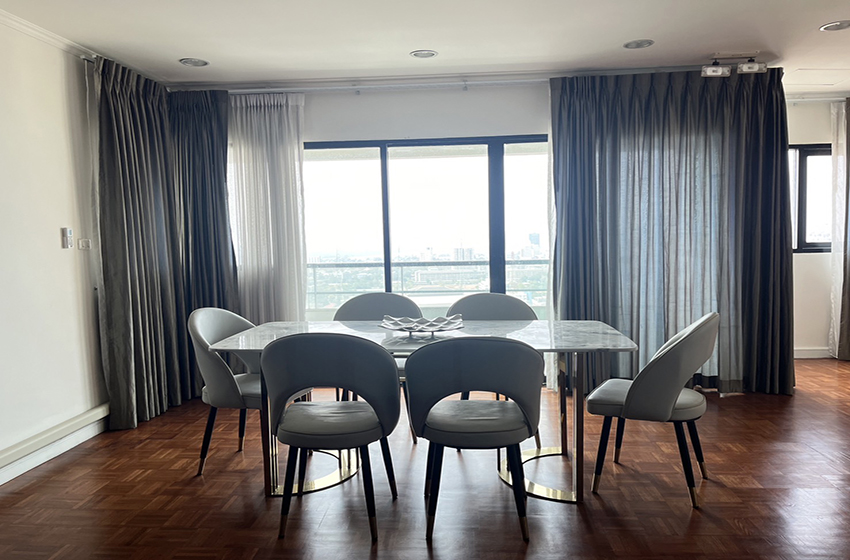 Condominium in Sathorn 