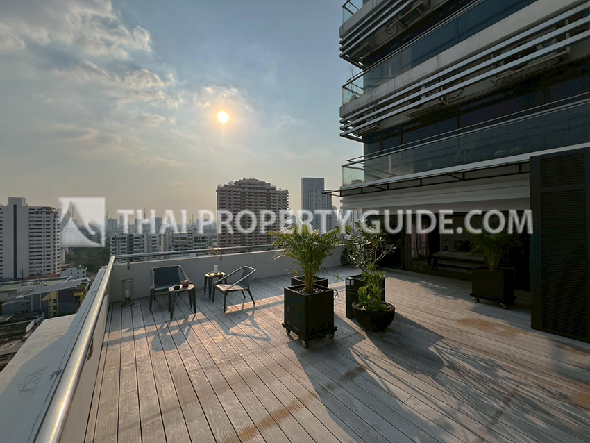 Condominium in Sathorn 