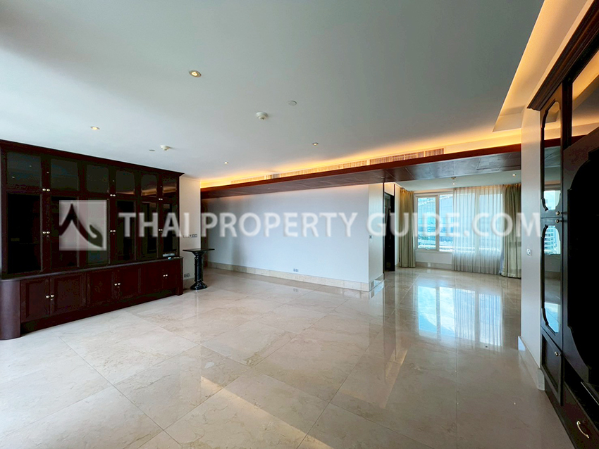 Condominium in Sathorn : The Infinity