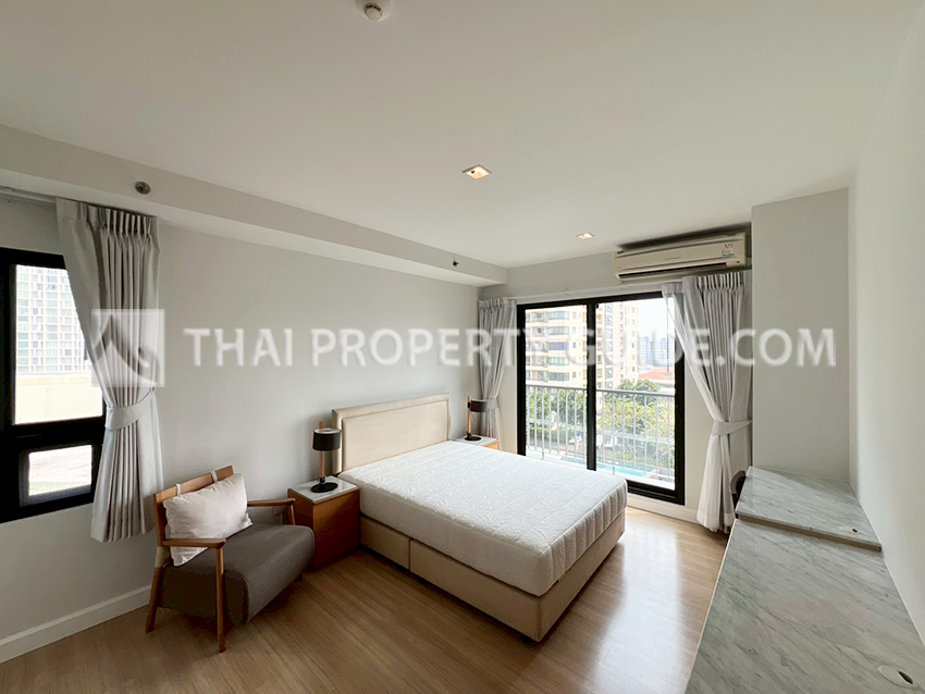 Condominium in Sathorn 