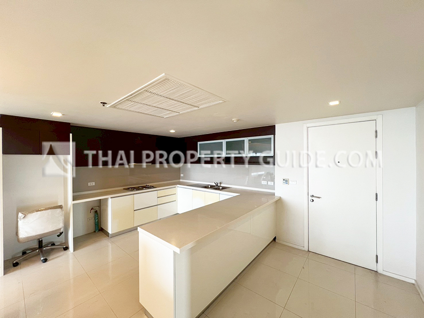 Condominium in Sathorn 