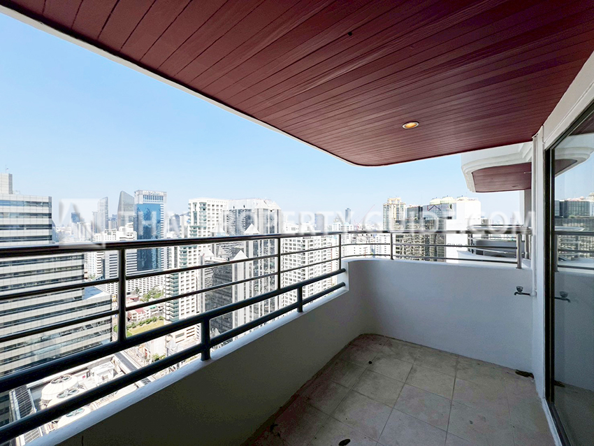 Condominium in Sukhumvit 