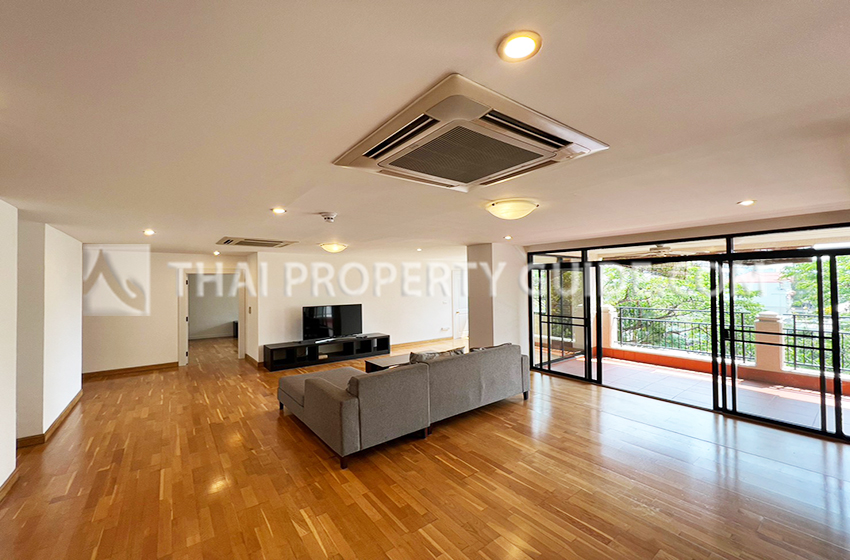 Condominium in Sukhumvit 