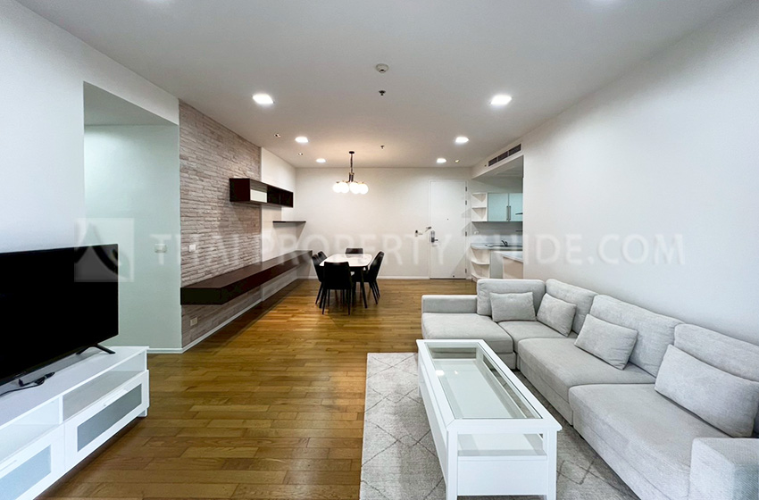 Condominium in Sukhumvit : The Madison Condominium 