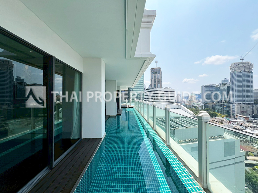 Condominium in Sukhumvit : Le Raffine 39 
