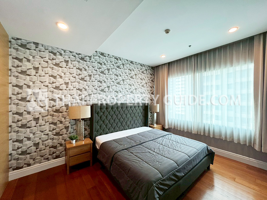 Condominium in Sukhumvit : Bright Sukhumvit 24 