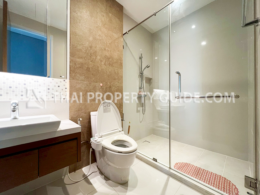 Condominium in Sukhumvit : Bright Sukhumvit 24 