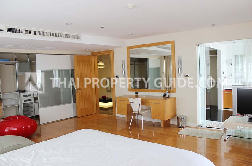 Condominium in Sukhumvit 