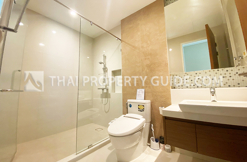 Condominium in Sukhumvit : Bright Sukhumvit 24 
