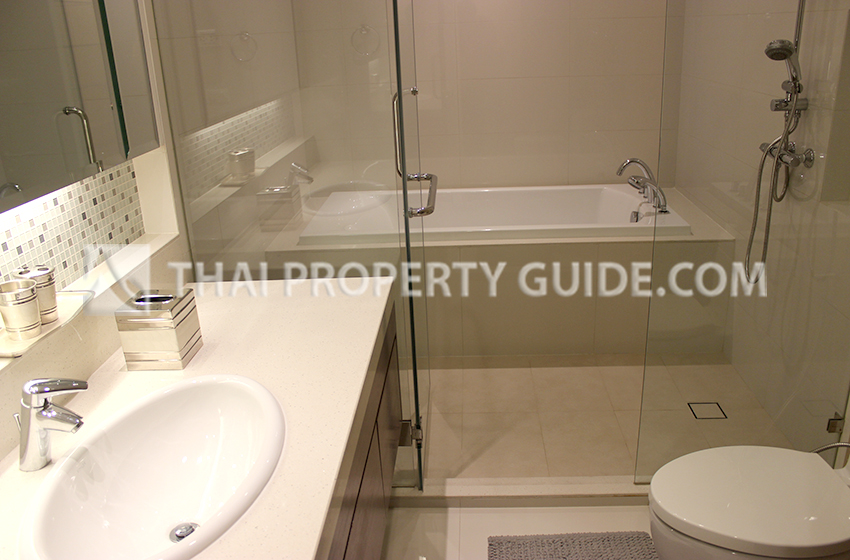 Condominium in Sukhumvit : Bright Sukhumvit 24 