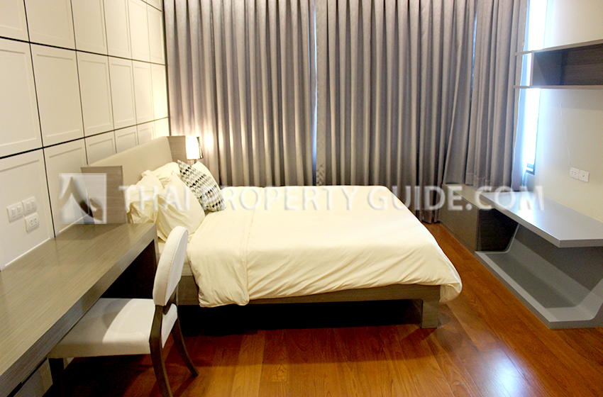 Condominium in Sukhumvit : Bright Sukhumvit 24 